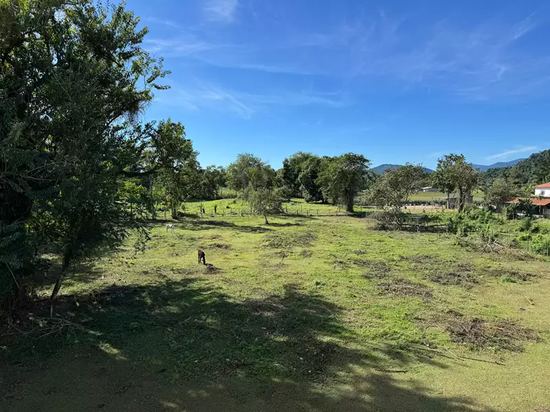 Casa 72 – Apartamento a venda condomínio estrada Paraty – Cunha