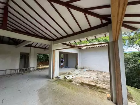 Sítio 02 – Maravilhoso sítio frente ao mar a venda no Paraty Mirim