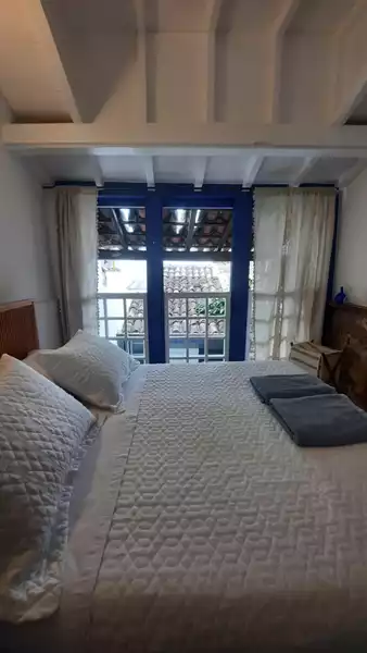 Casa 77 – Casa histórica a venda no Centro de Paraty
