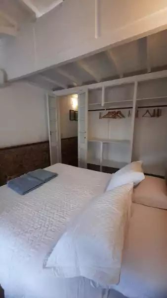 Casa 77 – Casa histórica a venda no Centro de Paraty