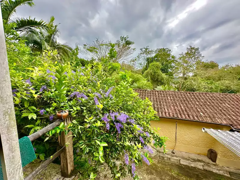 Casa 76 – Excelente casa a venda em condomínio em Paraty