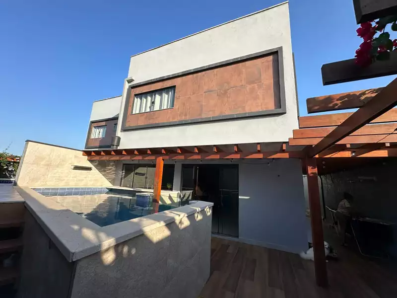 Casa 75 – Moderna casa alto padrão a venda em Paraty
