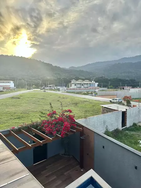 Casa 75 – Moderna casa alto padrão a venda em Paraty