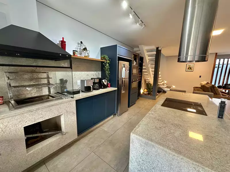 Casa 75 – Moderna casa alto padrão a venda em Paraty