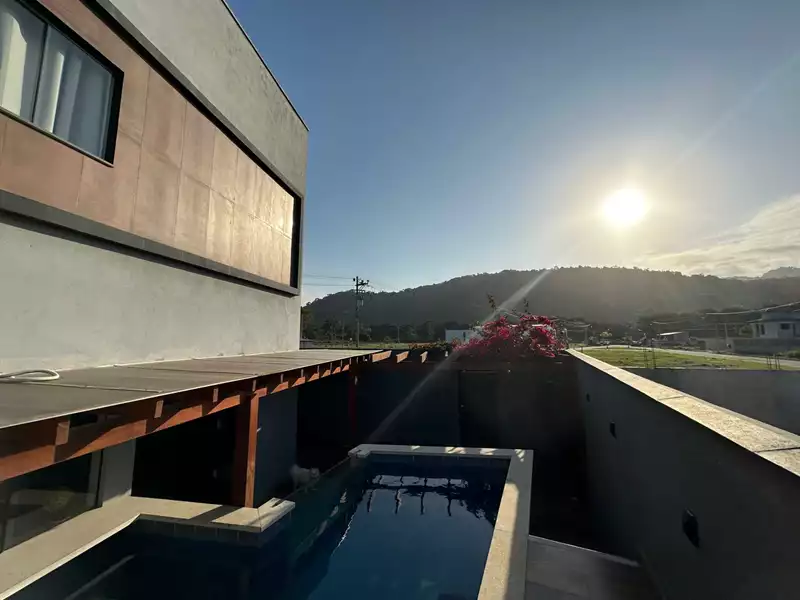 Casa 75 – Moderna casa alto padrão a venda em Paraty
