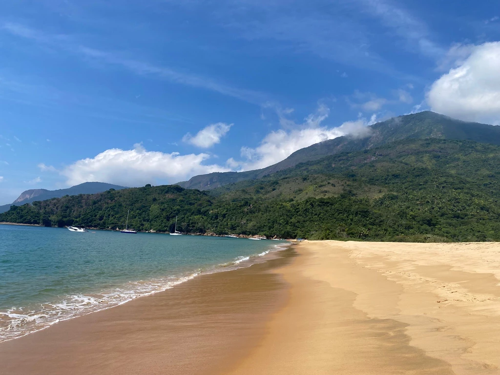 Casa 82 – Deslumbrante casa de frente para o mar a venda em Paraty