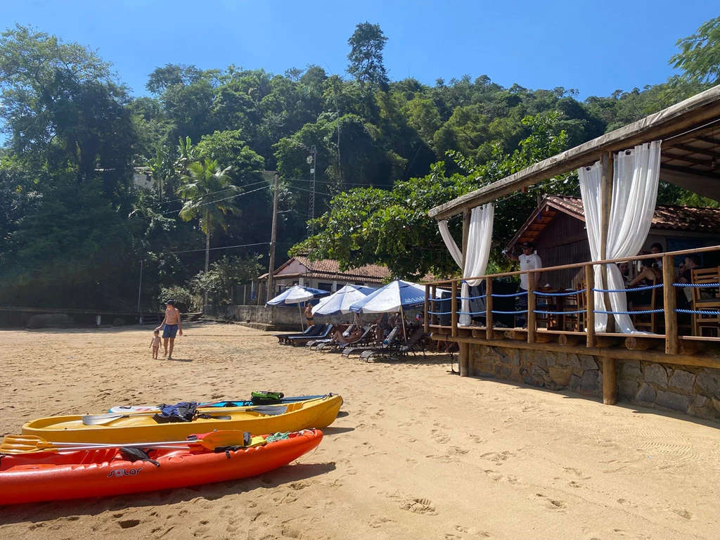 Casa 82 – Deslumbrante casa de frente para o mar a venda em Paraty