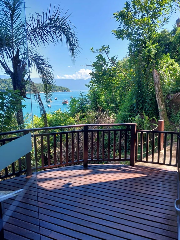 Casa 82 – Deslumbrante casa de frente para o mar a venda em Paraty