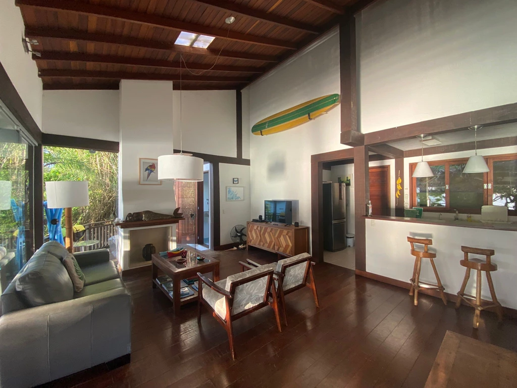 Casa 82 – Deslumbrante casa de frente para o mar a venda em Paraty