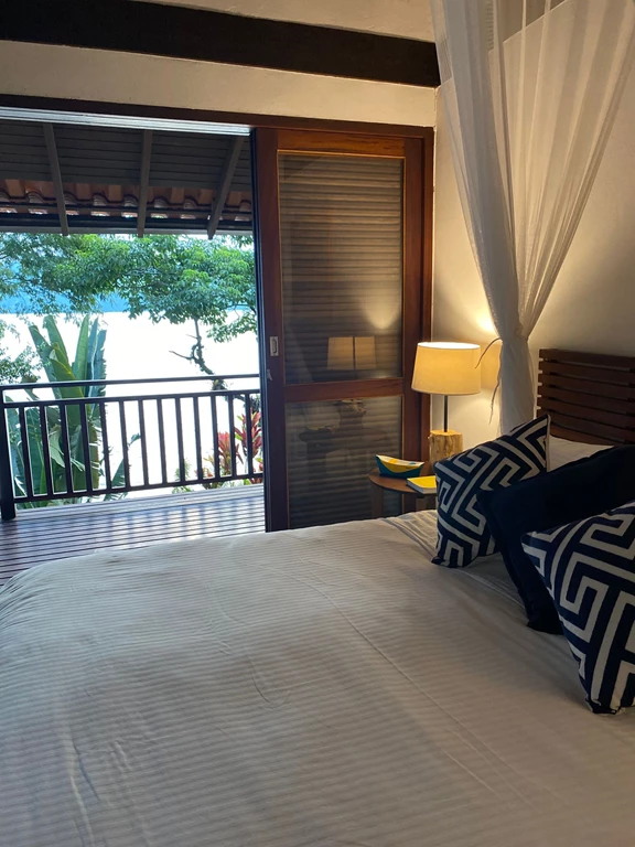 Casa 82 – Deslumbrante casa de frente para o mar a venda em Paraty