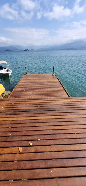 Casa 82 – Deslumbrante casa de frente para o mar a venda em Paraty