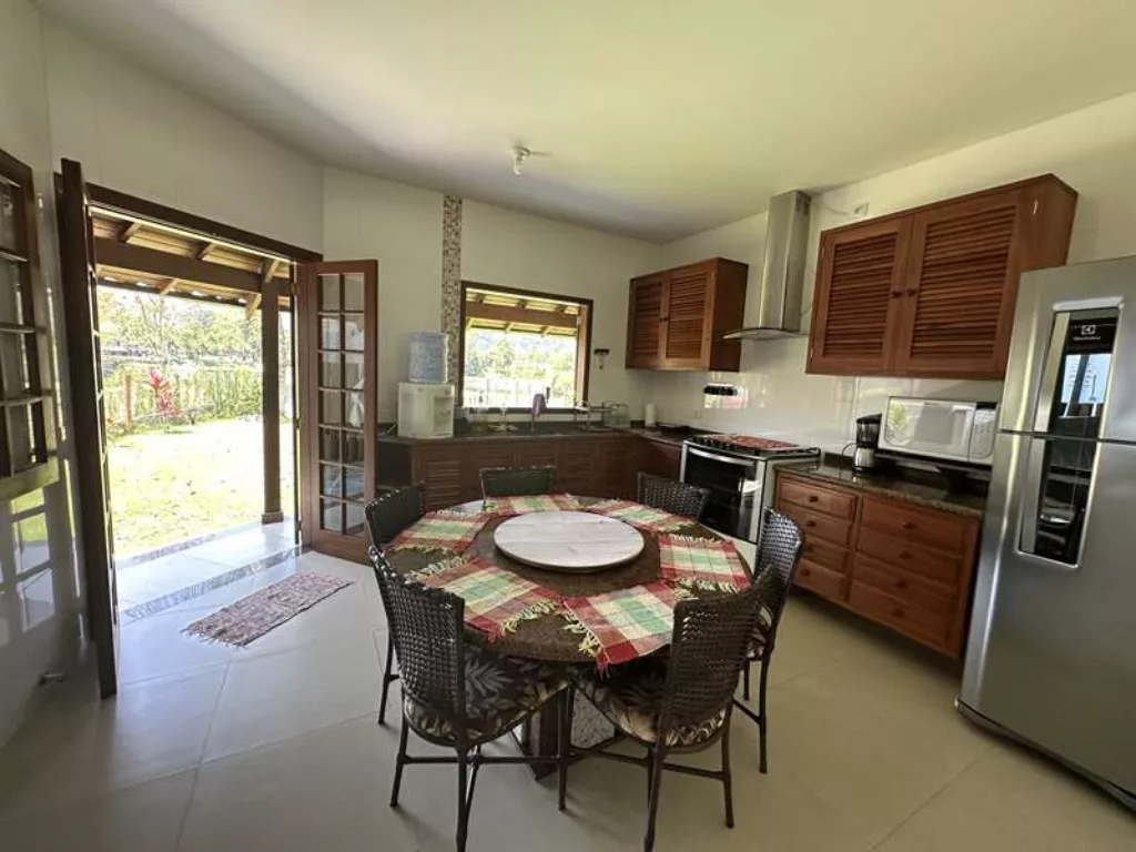 Casa 83 – Casa no Condomínio Perequê-Açú a venda em Paraty