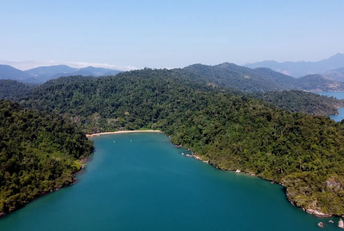 Ótima casa a venda com piscina em Paraty RJ