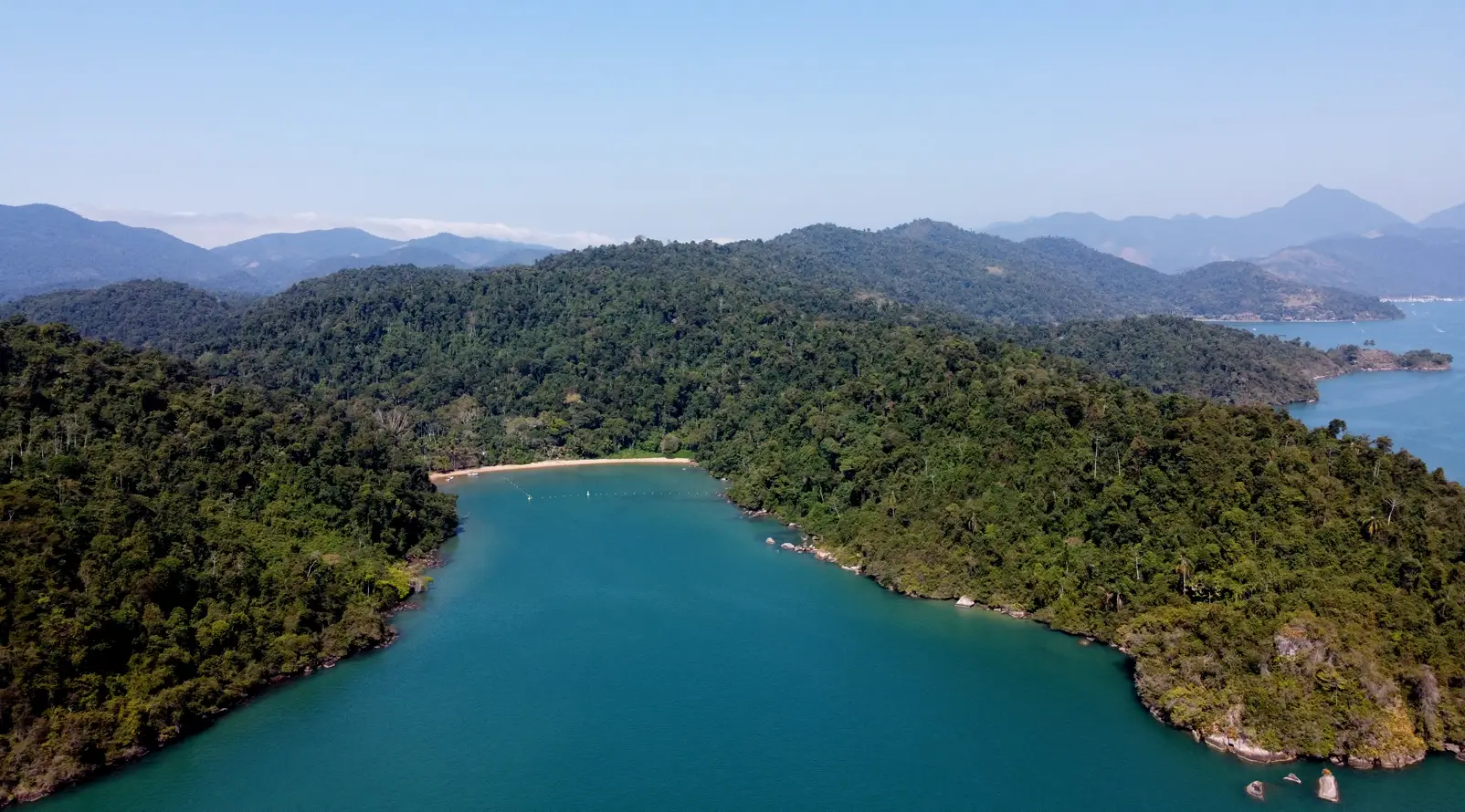Ótima casa a venda com piscina em Paraty RJ