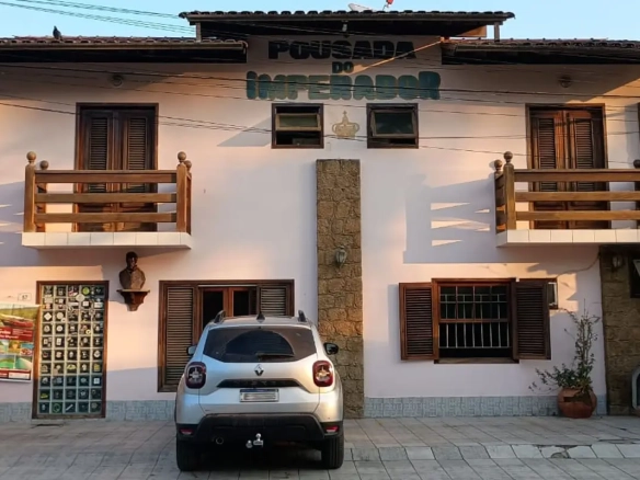 Pousada do Imperador localizada na tradicional praia do bairro Pontal e ao lado do Centro Histórico em Paraty.