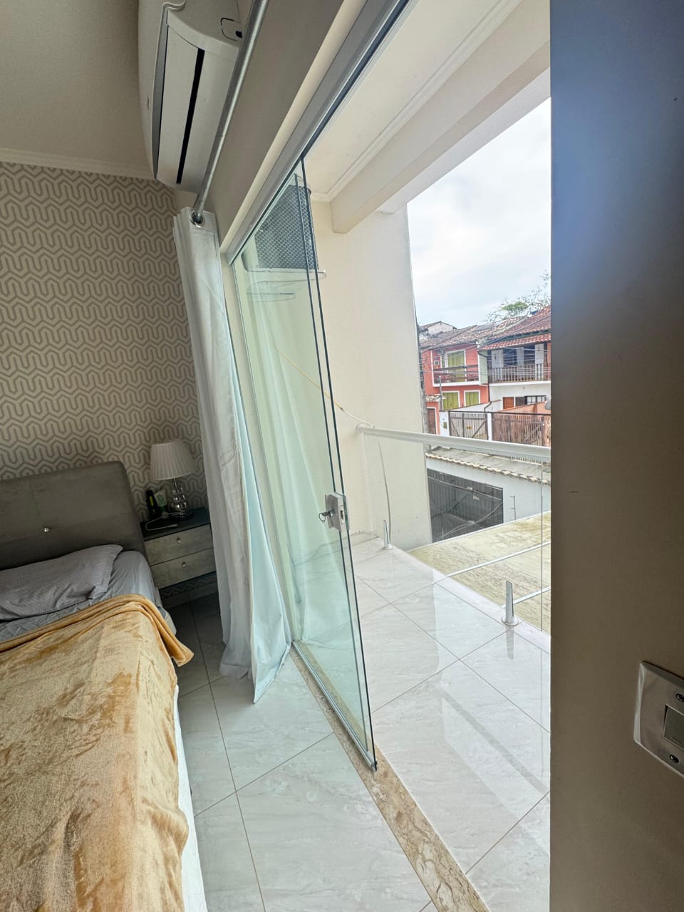 Loc01 – Casa para aluguel mensal bairro Caborê em Paraty