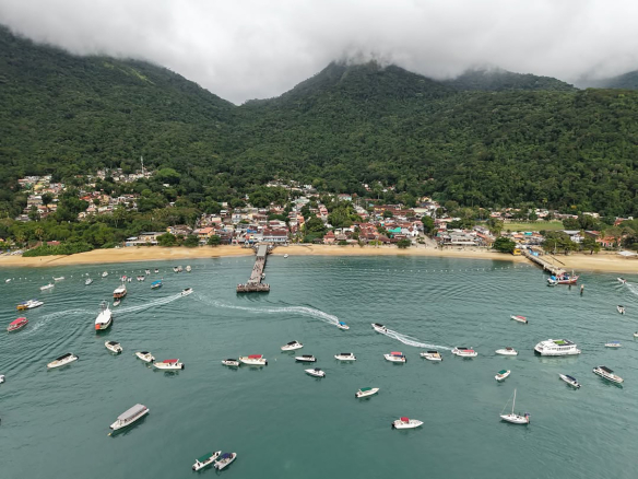 Queda na visitação de turistas na Vila do Abraão após Taxa de Turismo ser implementada no dia 1º de junho de 2026.