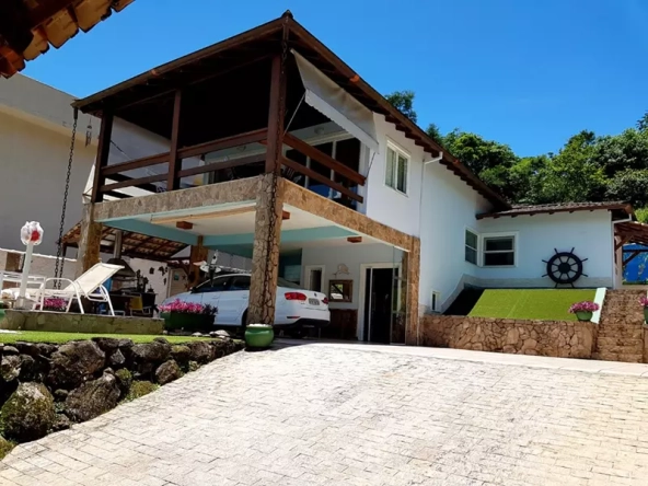 Ótima casa com piscina bairro Parque da Mata em Paraty RJ