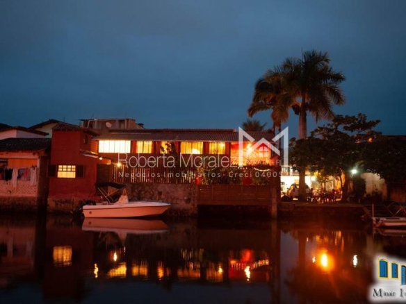 Bucólica casa venda em Paraty às margens do Rio Perequê-Açú