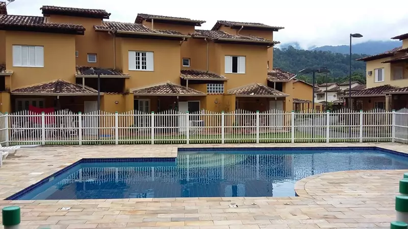 Casa em condomínio a venda em Paraty - Vila Princesa Isabel