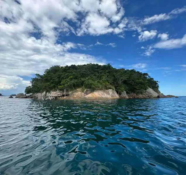 Imóveis a venda na Baía de Paraty