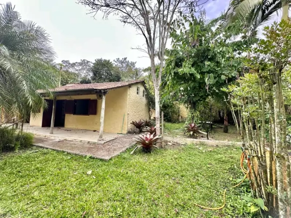 Excelente casa a venda em condomínio em Paraty. Confortável casa no condomínio Jardim Ponte Branca a venda em Paraty.