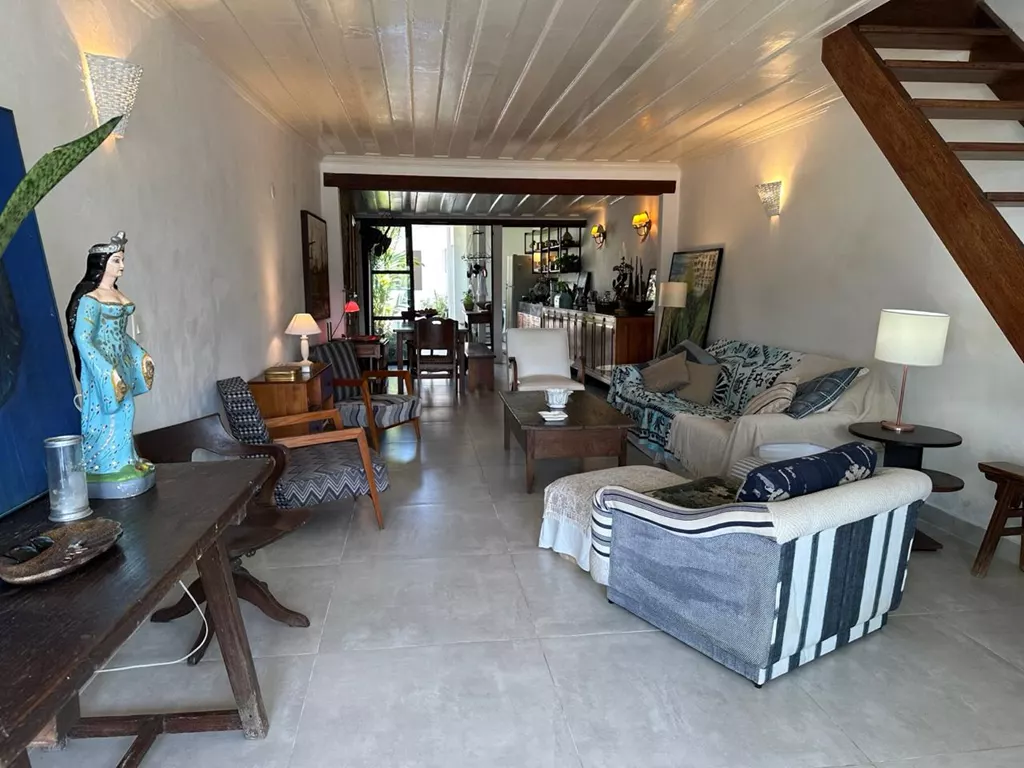 Casa do período colonial de Alto Padrão no bairro mais charmoso da cidade a venda Centro Histórico Paraty RJ.