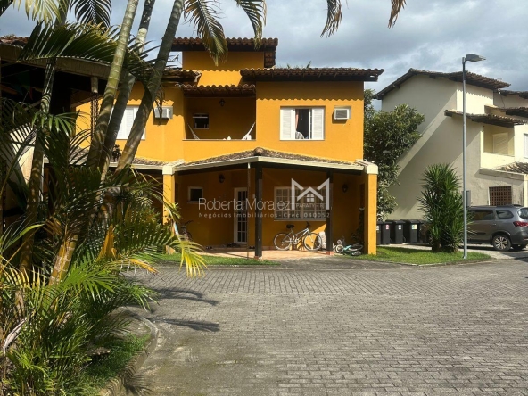 Grande oportunidade de casa no belíssimo e tranquilo bairro Princesa Izabel com 2 suítes a venda em Paraty no RJ.